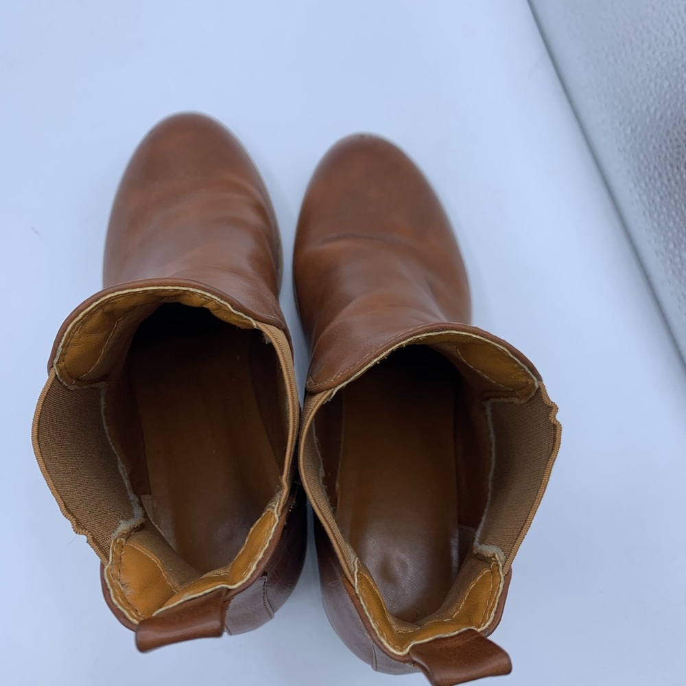 Boots - Picture 5 of 5